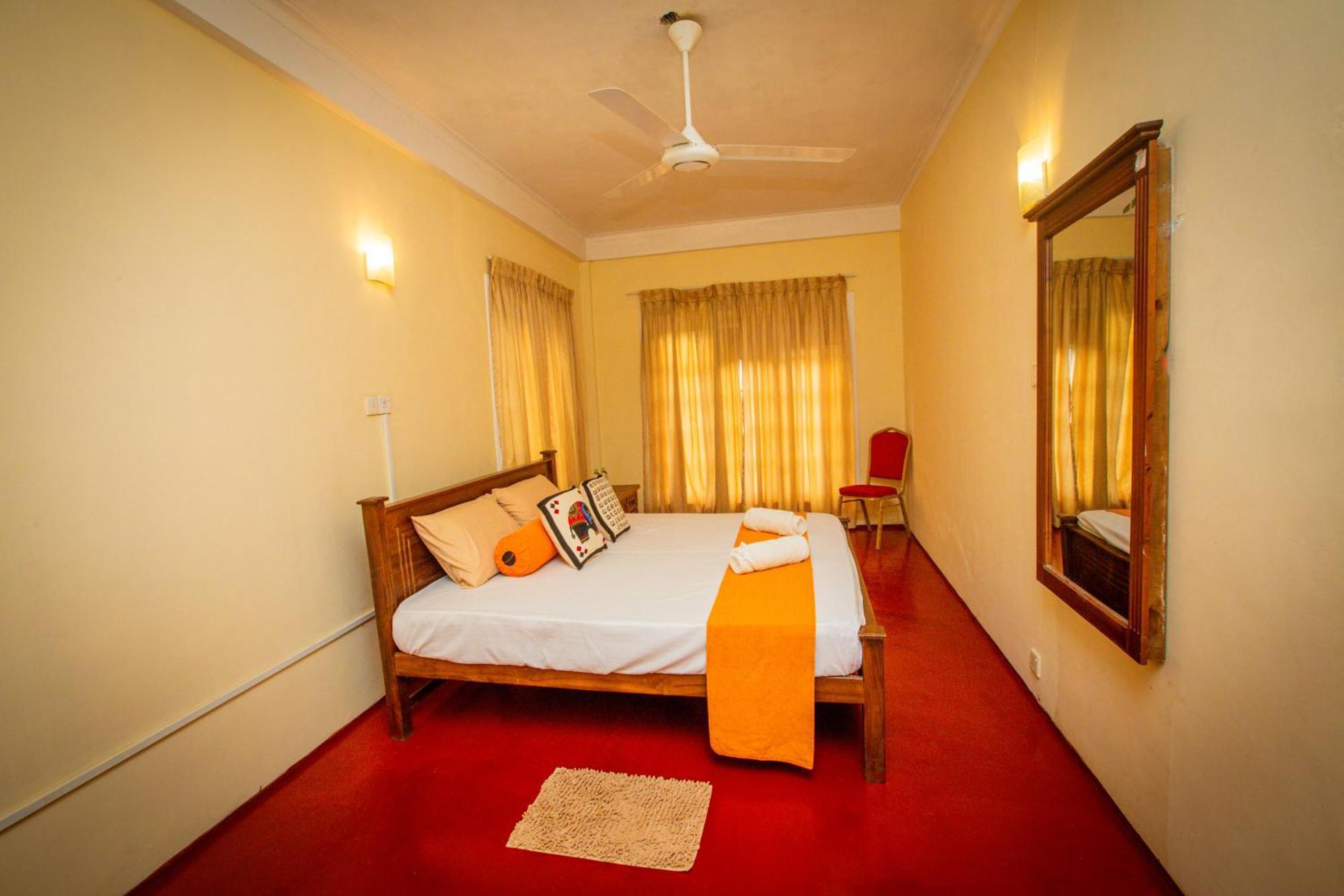 Sunbloom Inn Kandy Bagian luar foto