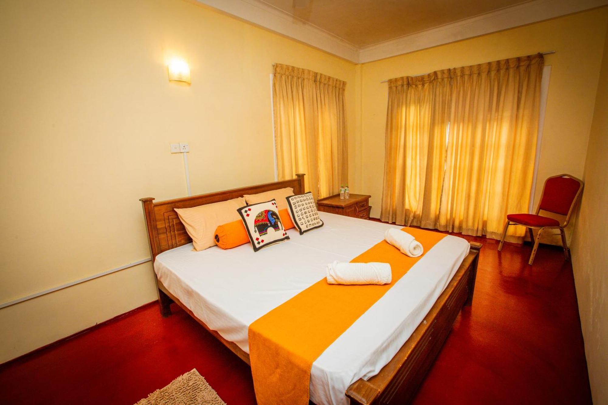 Sunbloom Inn Kandy Bagian luar foto