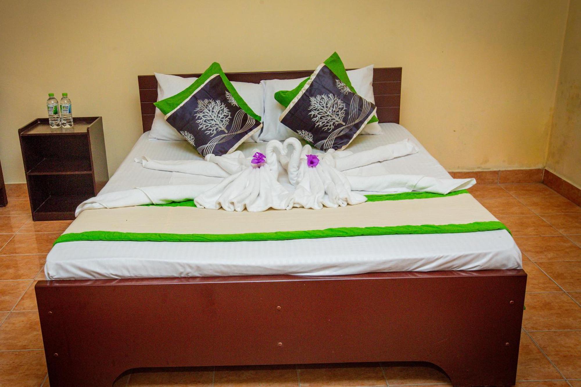 Sunbloom Inn Kandy Bagian luar foto